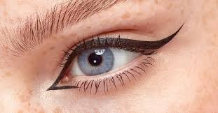 eye liner