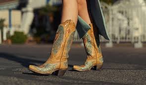 ariat women boots